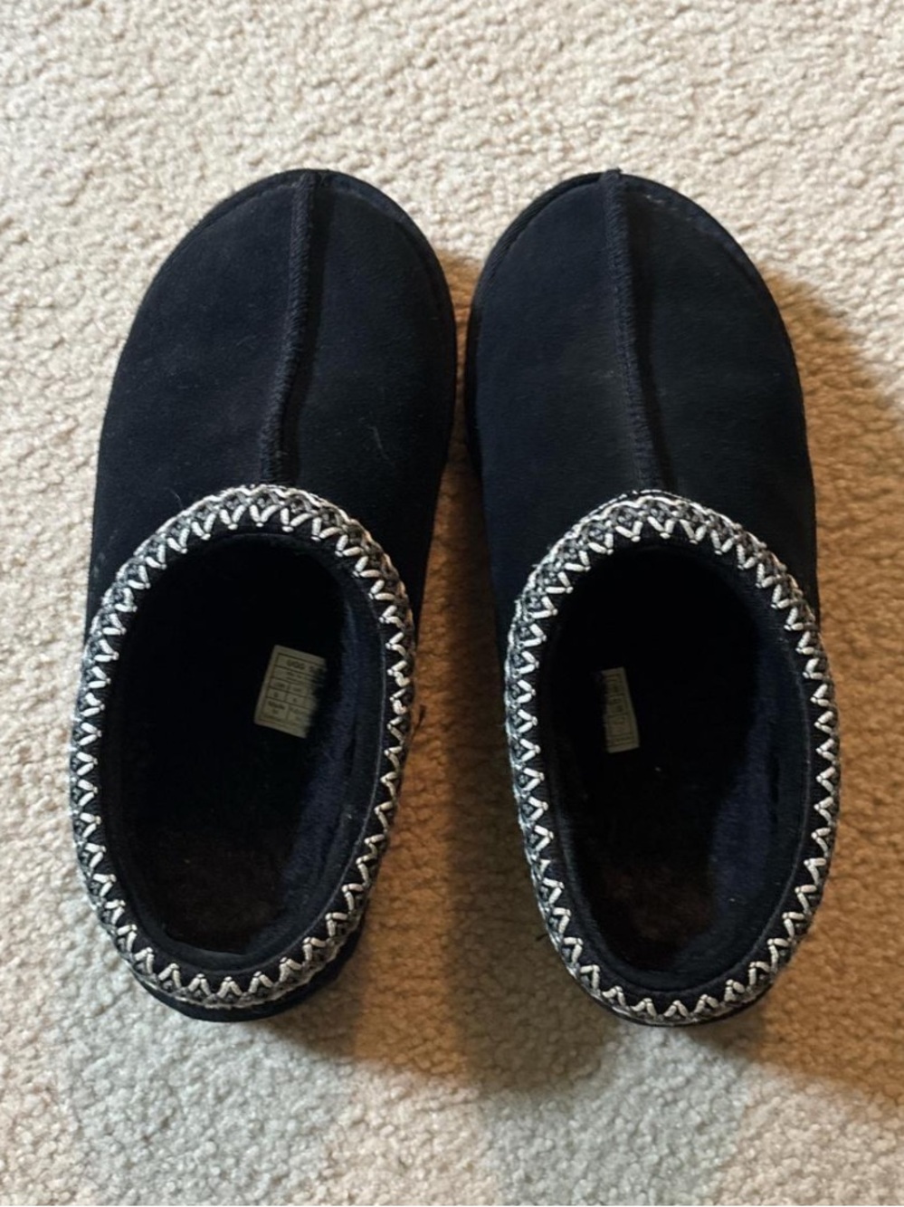 Ugg Tasman Slippers Black Size 8 EUC!